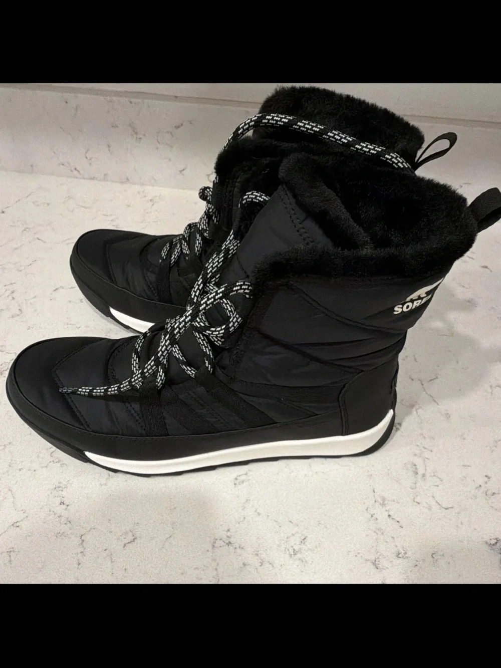 Sorel stylish black